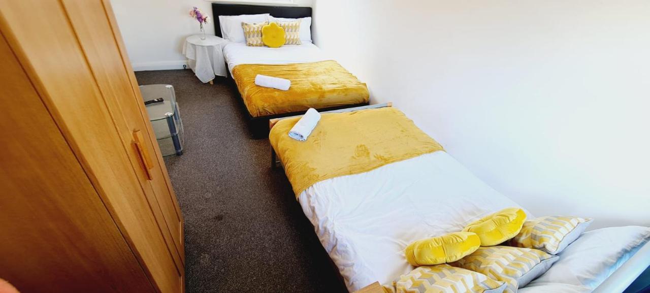 Browning House Bedrooms I Long Or Short Stay I Special Rate Available Derby Exterior photo