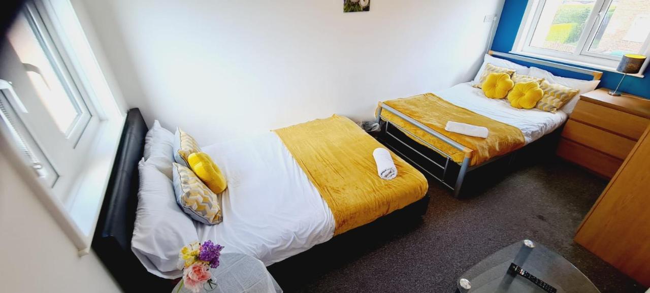 Browning House Bedrooms I Long Or Short Stay I Special Rate Available Derby Exterior photo