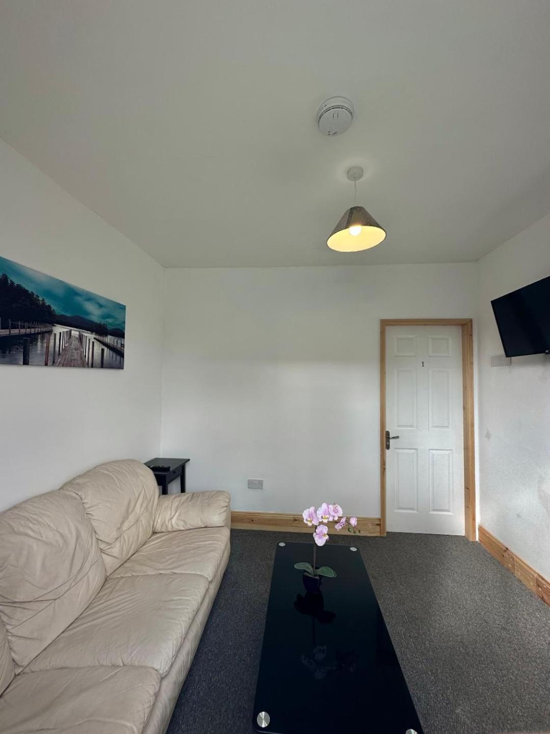 Browning House Bedrooms I Long Or Short Stay I Special Rate Available Derby Exterior photo